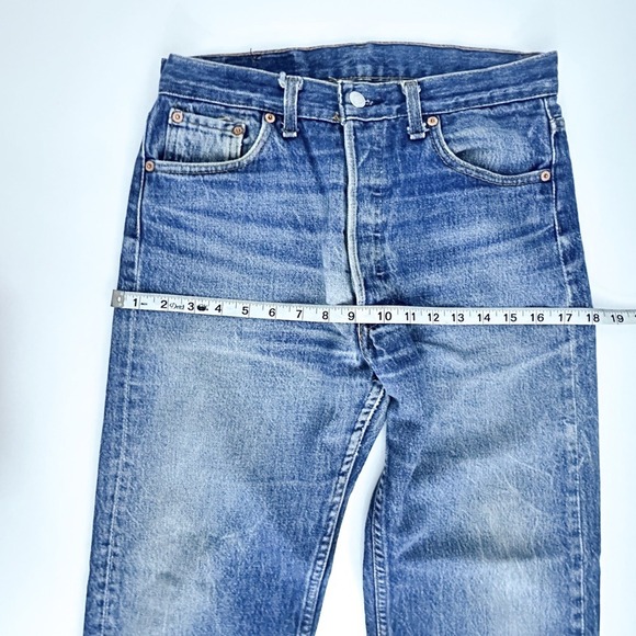 Vintage 90's Levi's 501 Straight Slim High Waist Well Worn Jean - 31 x 26.5 - Picture 7 of 11